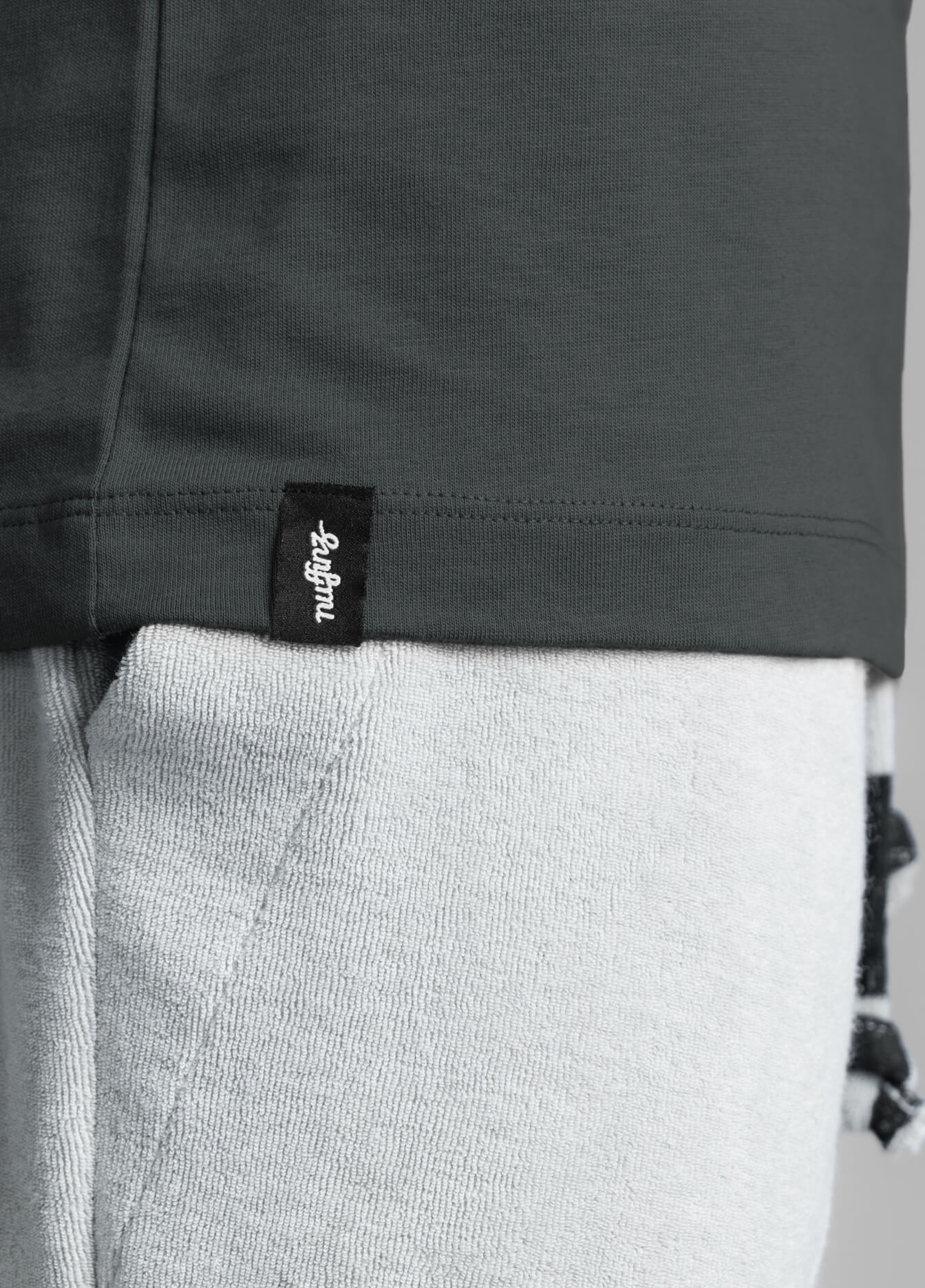 UNEXPLORED LONGSLEEVE